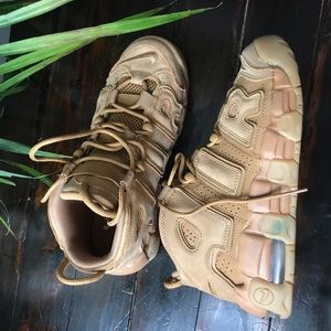 Nike Uptempo